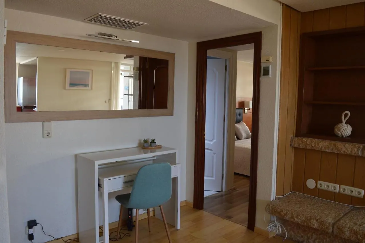 La Nogalera Modern And Spacious Apartment With Pool And Sea View 토레몰리노스